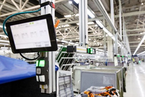 走進世界級工廠，探尋北京奔馳智能低碳密碼與軟件開發(fā)新篇章